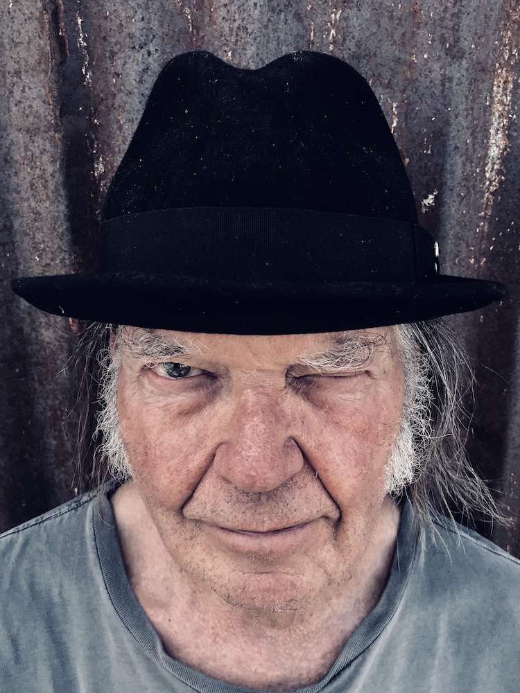 Neil Young - photo credit DH Lovelife