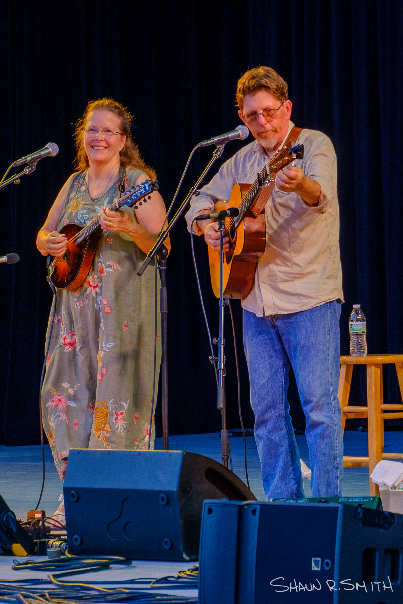 Tim O’Brien with Jan Fabricius perform Saturday, Aug. 16, 2025 at the 62nd annual Philadelphia Folk Festival (Shaun R. Smith/ The High Note).