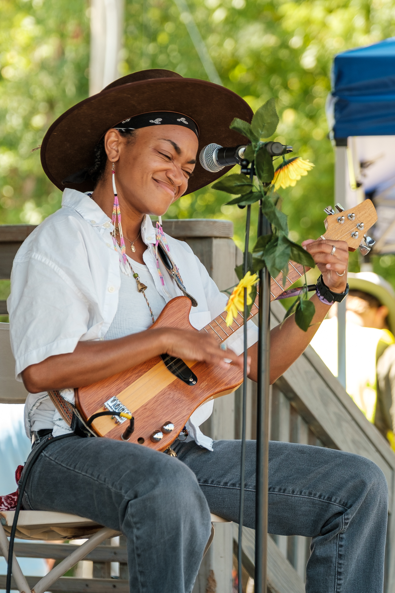 Sug Daniels performs at the 63rd annual Philadelphia Folk Festival Saturday, Aug. 15, 2026 (Shaun R. Smith/ The High Note).